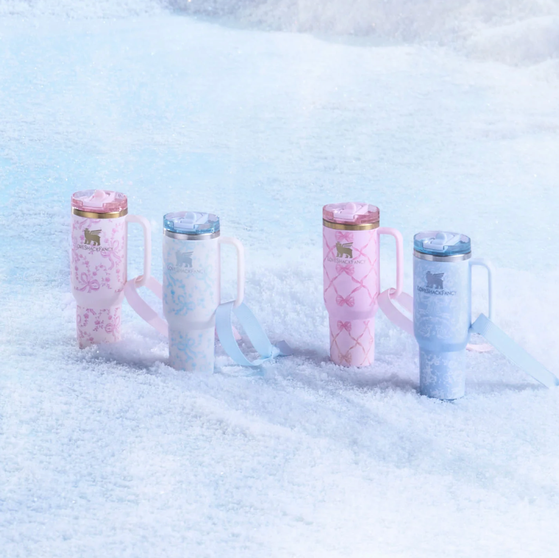 Stanley 1913 x LoveShackFancy Holiday Quencher ProTour Ornament ❄️ | Llaverito Stanley x LoveShackFancy