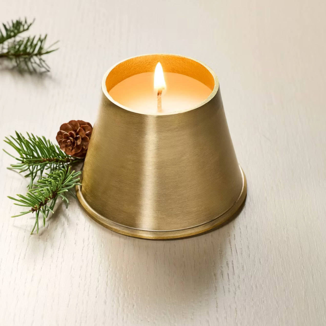 Vela campana latón 🔔 | Hearth & Hand™ with Magnolia
