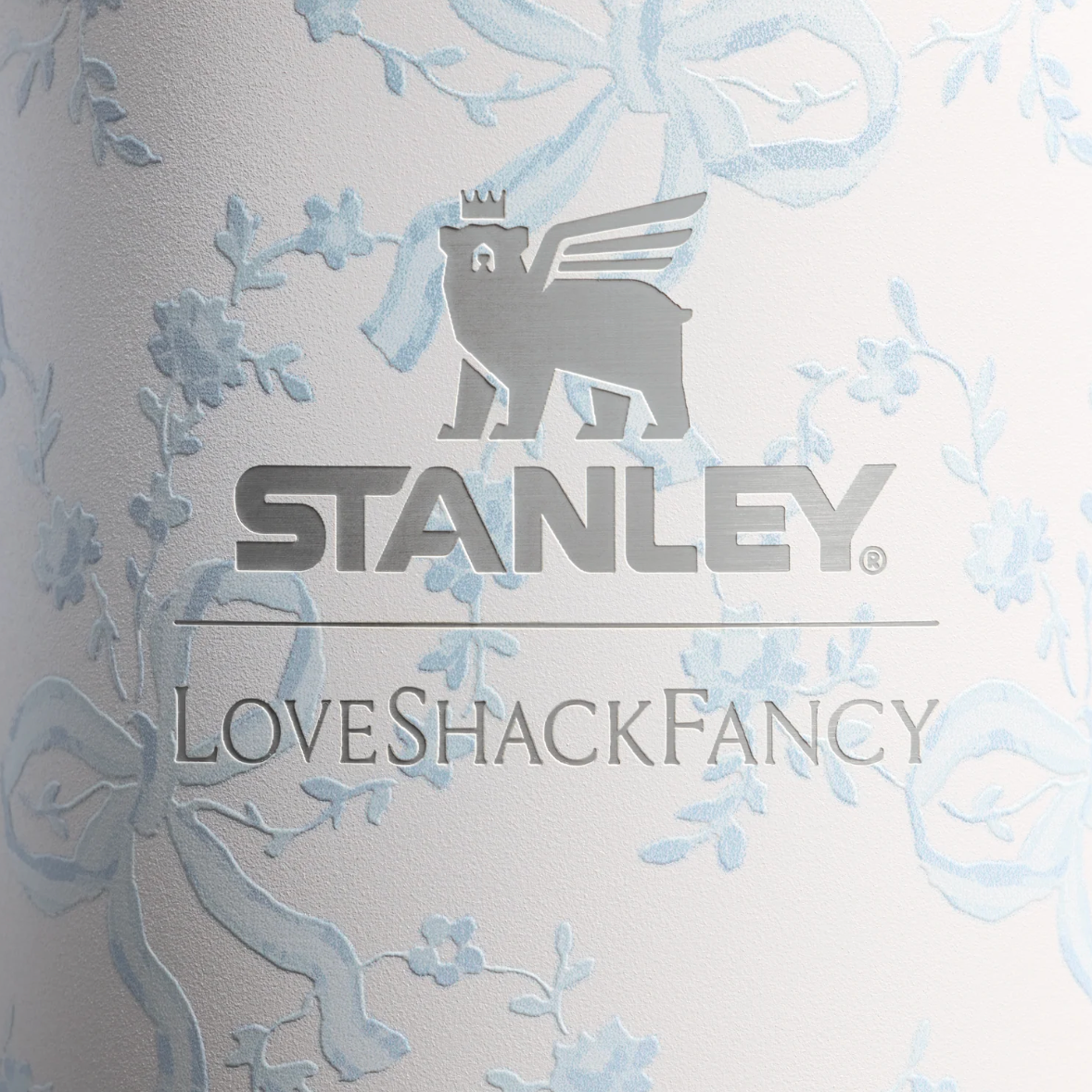 Stanley 1913 x LoveShackFancy Quencher H2.O FlowState™ Tumbler with Handle | 40 OZ (Copia)