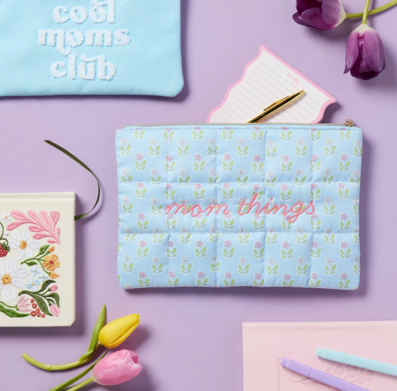 Cosmetiquera Mom things 🌸 | Pouch oversized blue