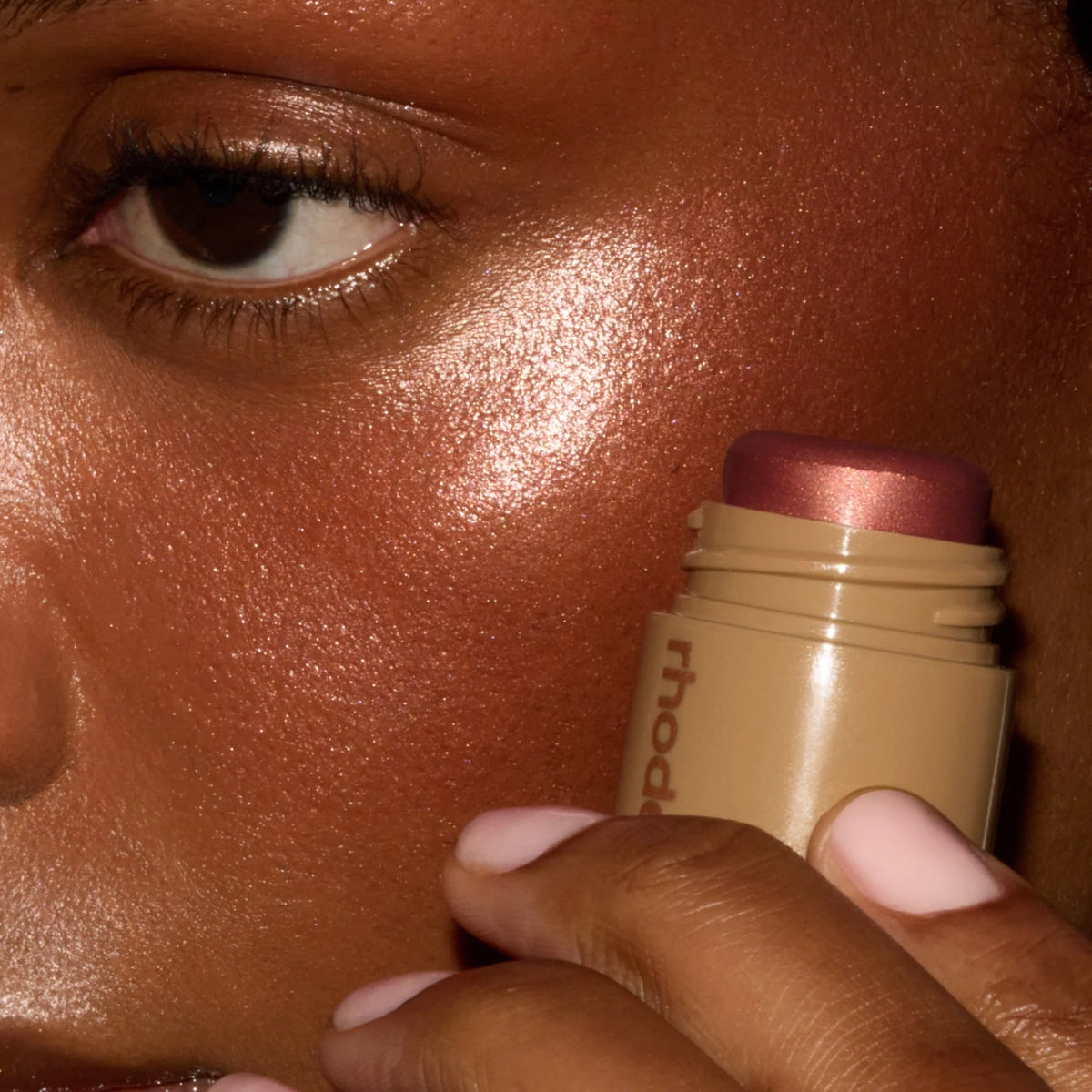 Rhode | Pocket pearl, the mini shimmery flush 🤎 | Monaco shimmery terracota